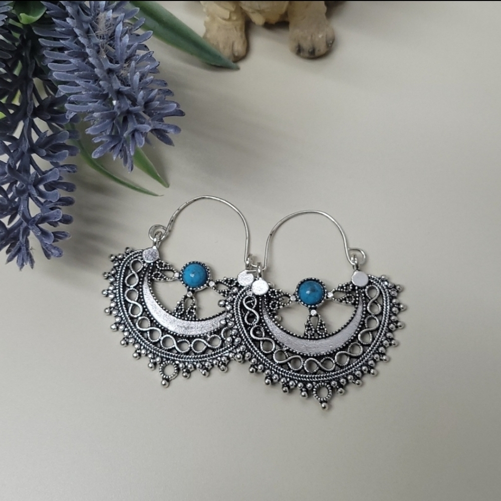 Two Turquoise Basket Weaver Hoop Earrings - Picture 13 of 13